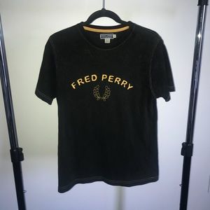 fred perry t-shirt